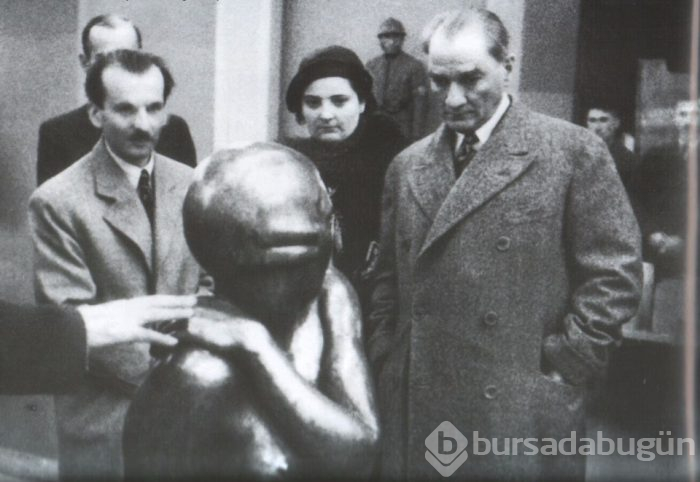 Atatürk'ün cumhuriyetle ilgili sözleri (Bugün bile yolumuzu aydınlatan 20 sözü)