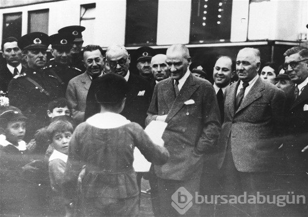 Büyük komutan Atatürk 80 yıldır özlemle anılıyor