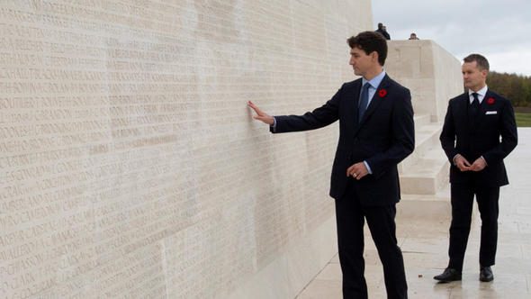 Justin Trudeau'dan Trump'a 'yağmur' göndermesi
