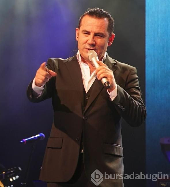 Ferhat Göçer'in kızı canlı yayında ağlayarak anlattı: Keşke şöhret olmasaydı da...
