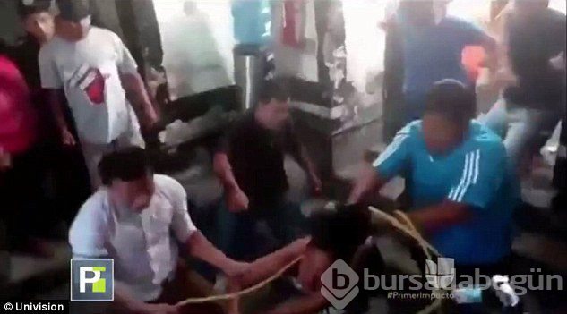 Yanlış WhatsApp mesajıyla diri diri yaktılar!
