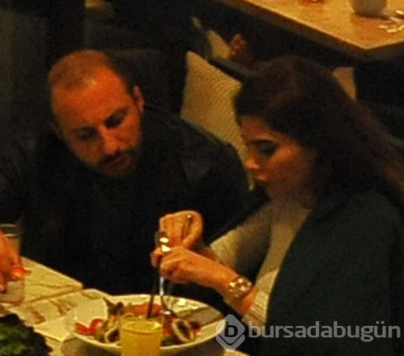 Adı Mustafa Sandal ile anılıyordu... Tanışma faslında bitti
