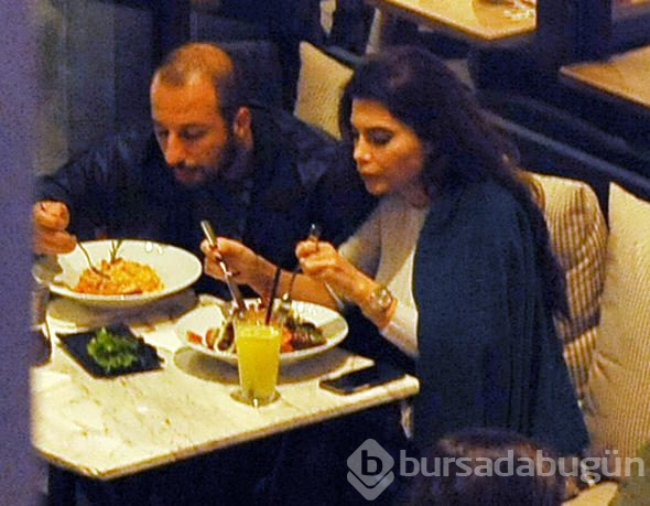 Adı Mustafa Sandal ile anılıyordu... Tanışma faslında bitti
