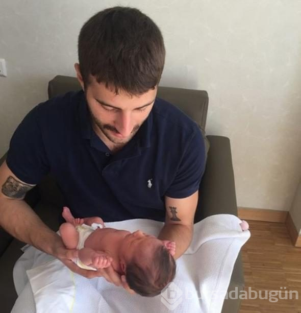 Sanal dünya üçüncü çocuğa engel oldu
