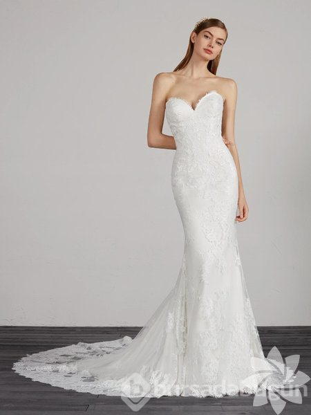 Pronovias 2019 gelinlik koleksiyonu
