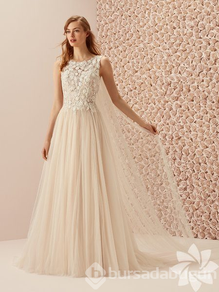 Pronovias 2019 gelinlik koleksiyonu
