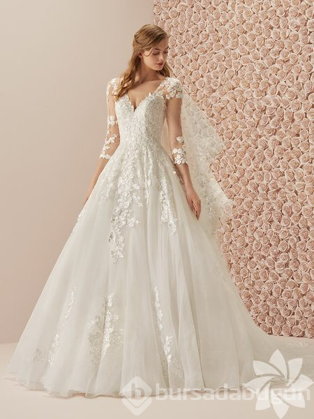 Pronovias 2019 gelinlik koleksiyonu
