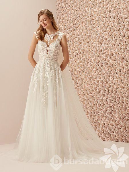 Pronovias 2019 gelinlik koleksiyonu
