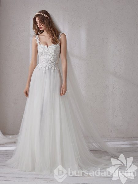 Pronovias 2019 gelinlik koleksiyonu
