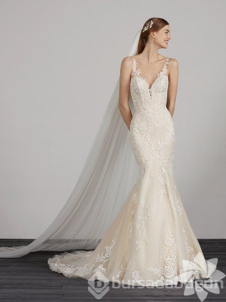 Pronovias 2019 gelinlik koleksiyonu
