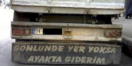 Şaşırtan araç arkası yazıları
