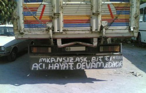Şaşırtan araç arkası yazıları

