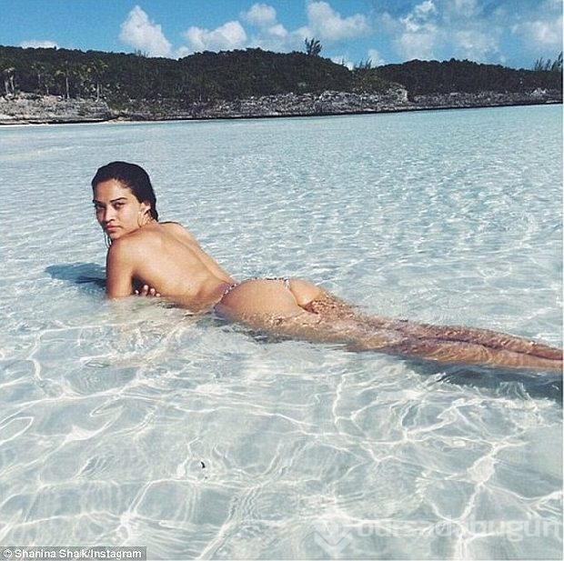 Shanina Shaik, stresini böyle attı
