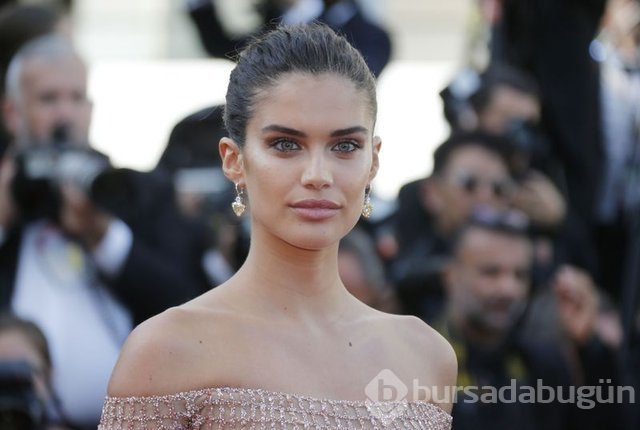 Sara Sampaio: Vücudumu dinliyorum
