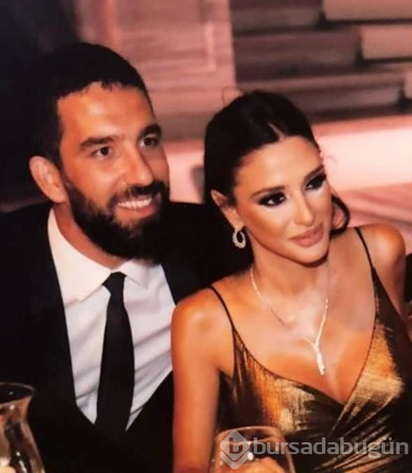 Arda ile eşi Aslıhan Turan'ın keyfi yerinde
