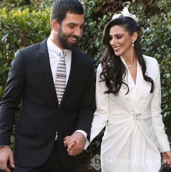 Arda ile eşi Aslıhan Turan'ın keyfi yerinde
