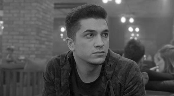 Ünlü Youtuber ve kız arkadaşı yangında hayatını kaybetti
