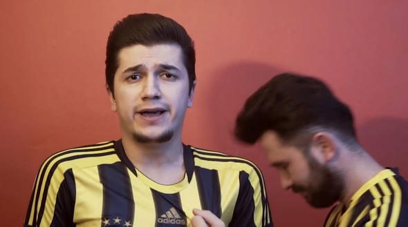 Ünlü Youtuber ve kız arkadaşı yangında hayatını kaybetti
