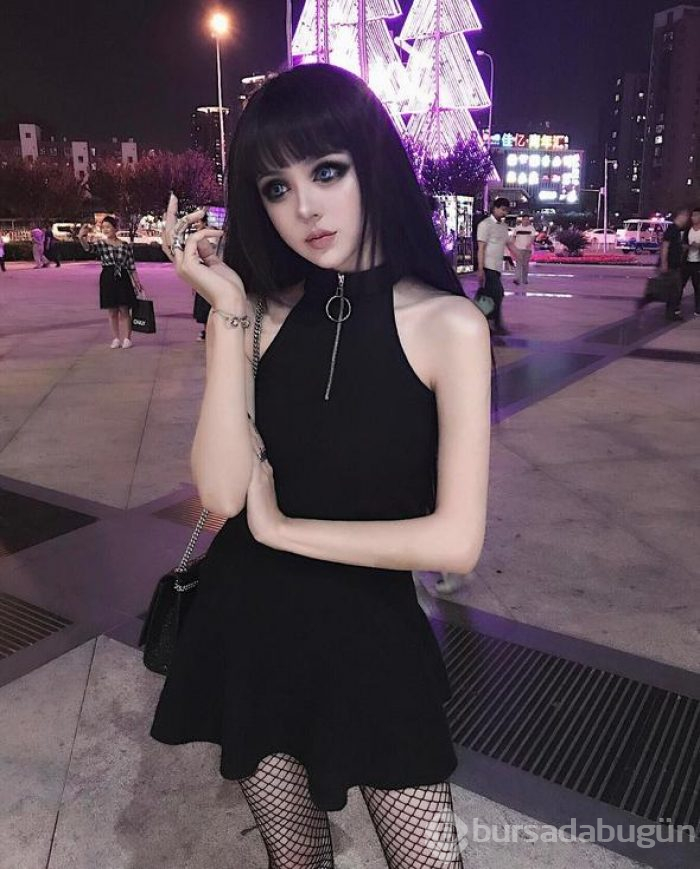 Anime mi yoksa gerçek mi?

