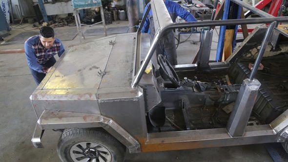 Lüks araçların bire bir benzerini yapıyorlar
