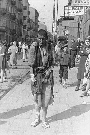 Az bilinen tarihi fotoğraflar
