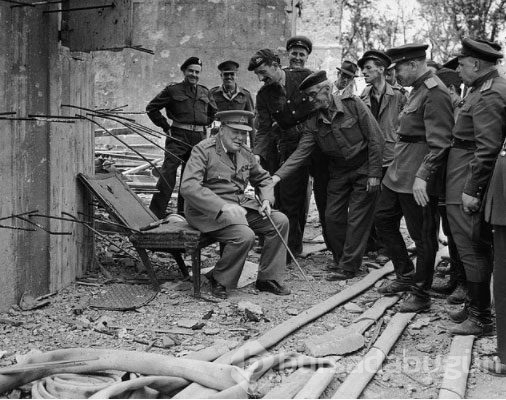 Az bilinen tarihi fotoğraflar
