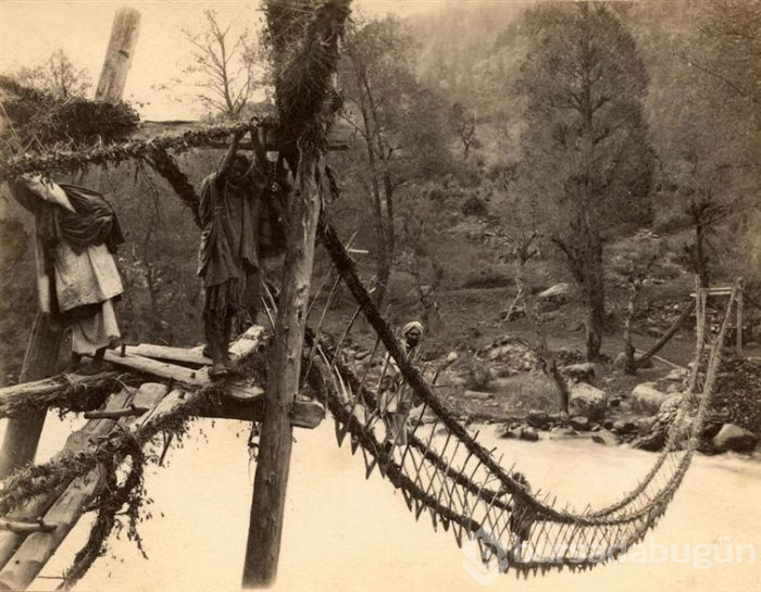 Az bilinen tarihi fotoğraflar
