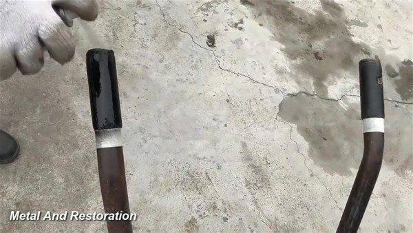 El arabasını yeniledi
