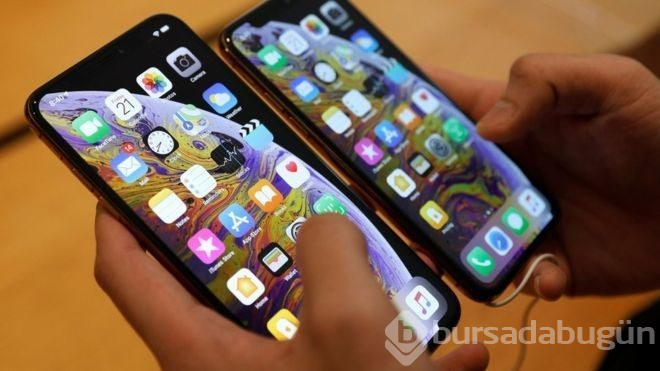 Bir küvet bozuk parayla iPhone XS satın aldı