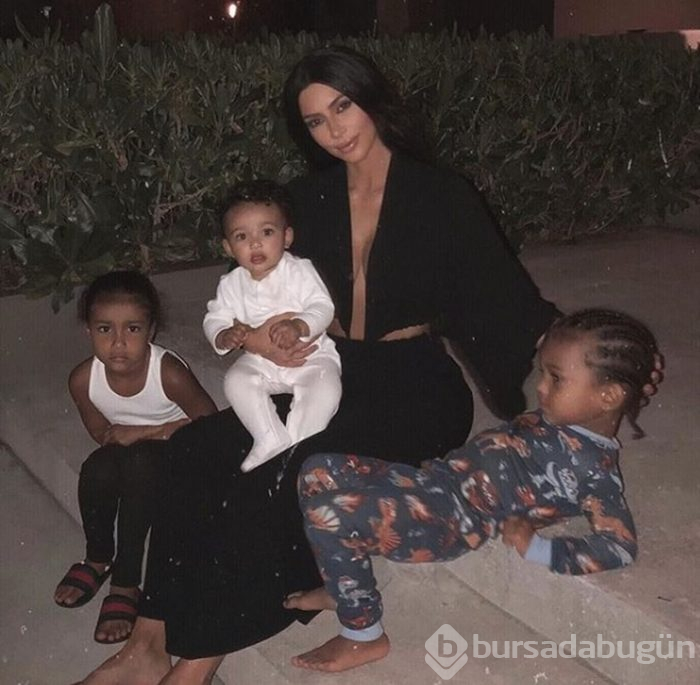 Kim Kardashian kızına da photoshop yaptı
