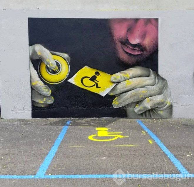 Bir kutu sanat sokaklarda!
