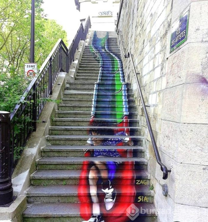 Bir kutu sanat sokaklarda!
