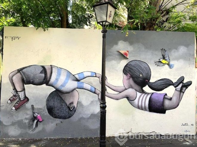 Bir kutu sanat sokaklarda!
