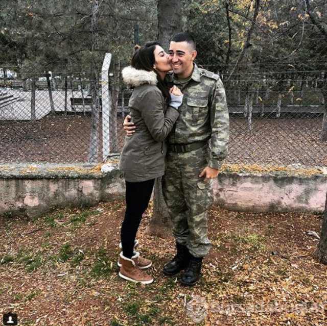 Tuğba Melis Türk kardeşini askere gönderdi
