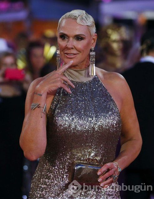 55'lik anne Brigitte Nielsen, 4 aylık bebeğiyle poz verdi
