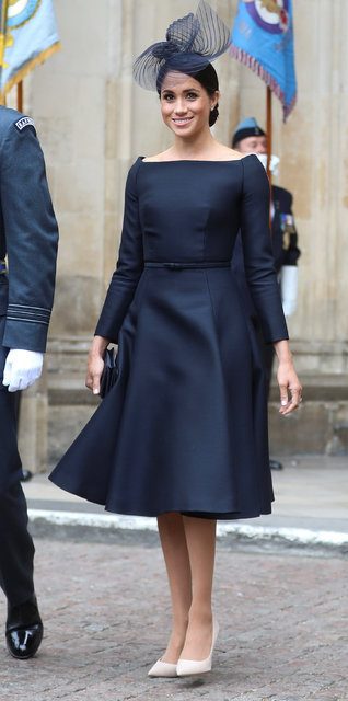Kraliyet Ailesi'nden Meghan Markle'e uyarı: "Daha az Hollywood yıldızı gibi giyin"
