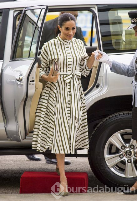 Kraliyet Ailesi'nden Meghan Markle'e uyarı: "Daha az Hollywood yıldızı gibi giyin"
