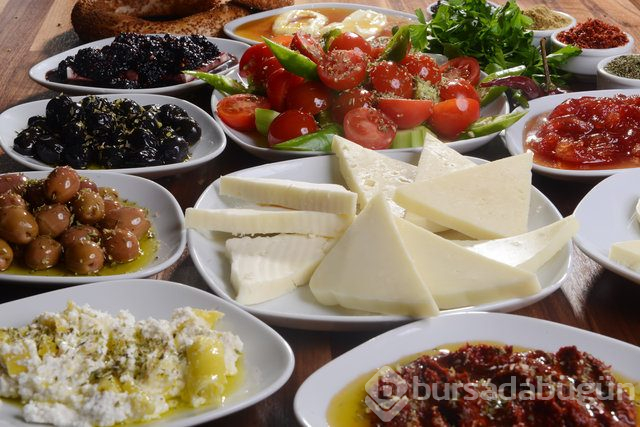 Gece yenilmemesi gereken gıdalar!
