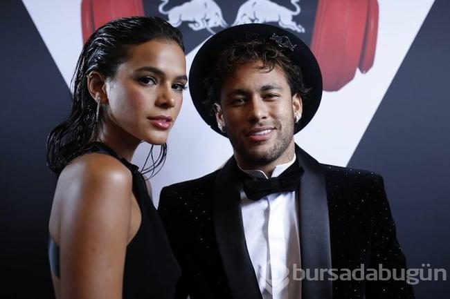 İşte Neymar'ın yeni sevgilisi
