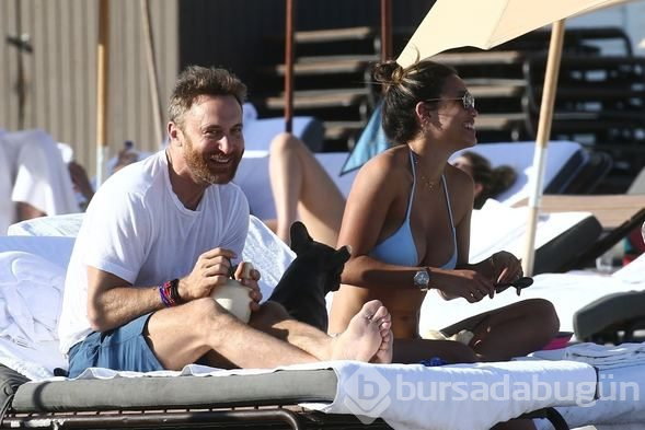 David Guetta gözlerini sevgilisinden alamadı
