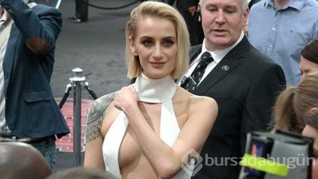 Didem Soydan kendisine 'Türkiye düşmanı' diyen takipçisine ateş püskürdü
