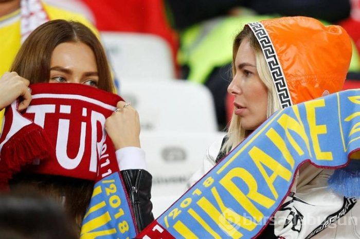 Türkiye ile Ukrayna maçından kareler
