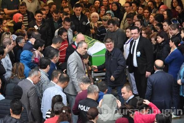 Sedef ebeyi gözyaşlarıyla uğurladılar
