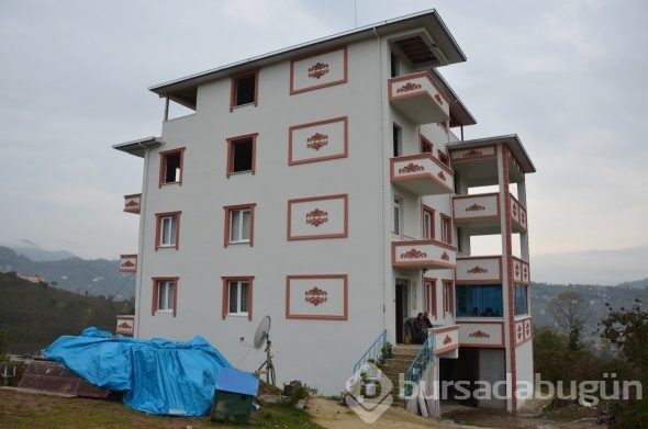 3 yıl önce hurdalıktan topladığı malzemelerle kurdu! Artık ona fatura gelmiyor
