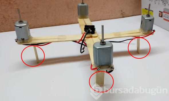 Dondurma çubuğundan yaptığı şeye çok şaşıracaksınız!