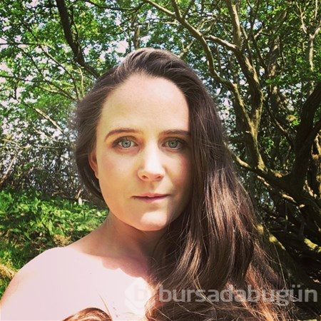 20 yıldır saçlarını kesmiyor
