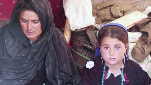 Karnını doyurmak için 6 yaşındaki kızını sattı
