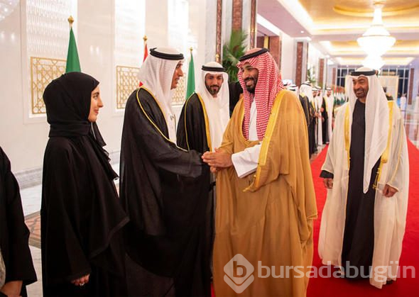 Suudi Arabistan ve BAE prenslerinin çok konuşulan yat eğlencesi!
