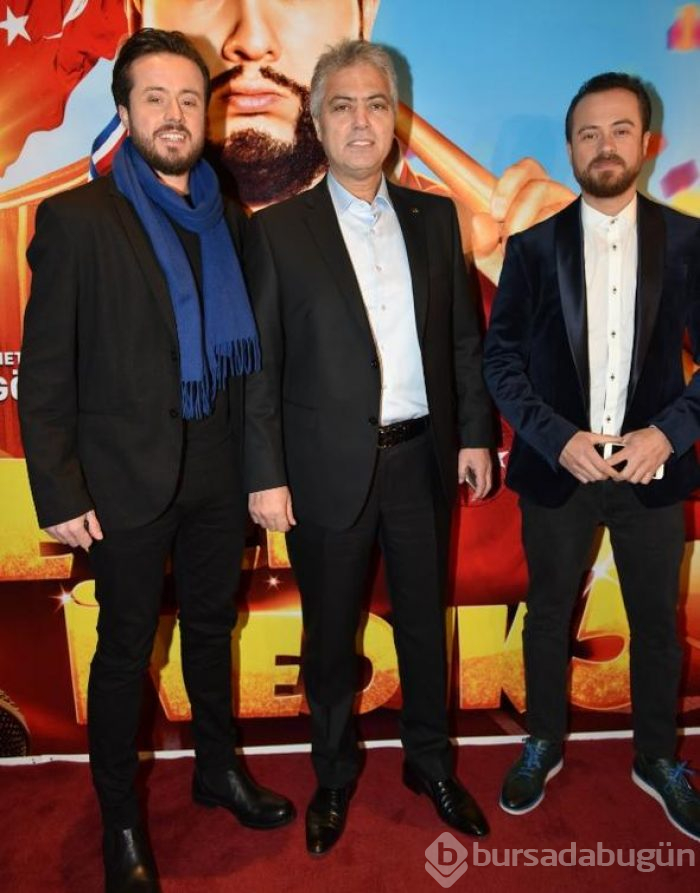 Ünlü şarkıcıdan itiraf: "Babam 'artık seni görmek istemiyorum' diyor"
