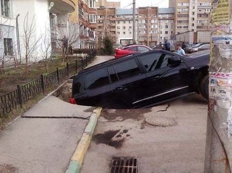 Hayrete düşüren kazalar
